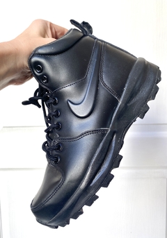 US 6 (38.5 eur, 24 cm) | Nike | botas negras Manoa - El Placard de Mi Bebot