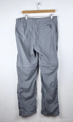L | Columbia | Pantalón gris que se hace bermuda - comprar online