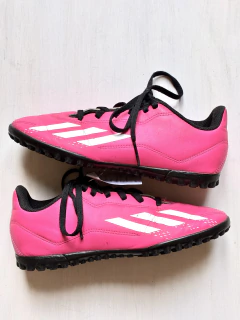 PLAY | 34 | Adidas | Botines cuero fucsia, cordones negros, tiras blancas - comprar online