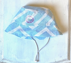 TU | genovia textile & deco | gorro rayado celeste blanco