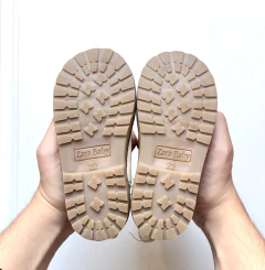 T22 | ZARA BABY | BOTITAS CHAROL COLOR CREMA - comprar online