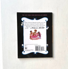 Libro | INGLES | The princess in black | Shannon Hale Dean Hale - El Placard de Mi Bebot