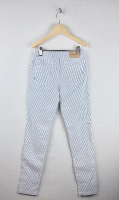 T16 | Pioppa | pantalon elastizado blanco lineas azules chupin - comprar online