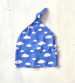 Tu bb (0/3m) | Cheeky | gorro azul nubes - comprar online