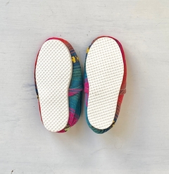 NUEVO | T19 (chico) | alpargatas multicolor sin uso - comprar online