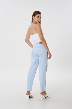 MOM RIGIDO CELESTE - TARARI - STRIVEN JEANS