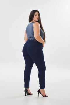 SKINNY CURVY AZUL OSCURO -NAZULCURVY en internet