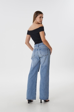 WIDE LEG CON 2 ROTURAS - PATAGONIA - STRIVEN JEANS