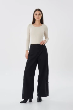 WIDE LEG TIRO MEDIO CAIDO CON COSTURAS DESHILACHADAS - MICHIGAN - comprar online