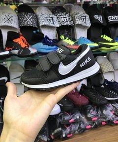 Tênis Nike velcro baby - Mini Feet store