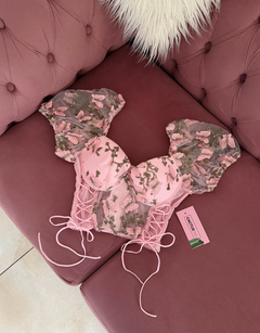 Remera Mariposas Rosa en internet