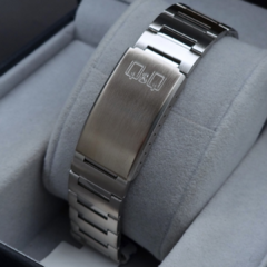 RELOJ Q&Q S21A-005VY SUPERIOR ORIGINAL en internet