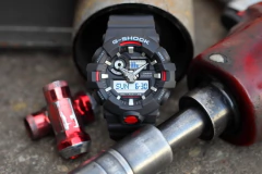 RELOJ CASIO G-SHOCK GA-700-1A ORIGINAL en internet