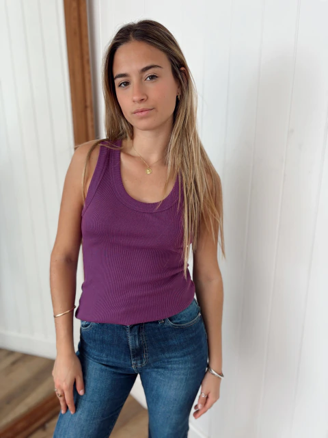 Musculosa Mercedes