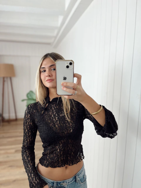 Remera Lupino