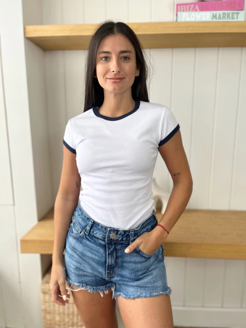 Remera Dina - comprar online