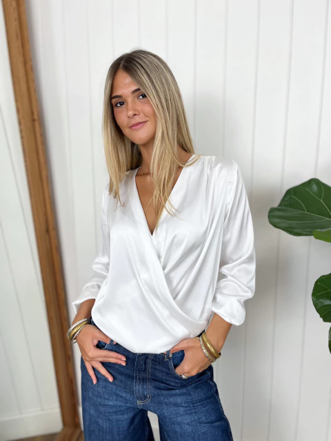 Blusa Carmen en internet