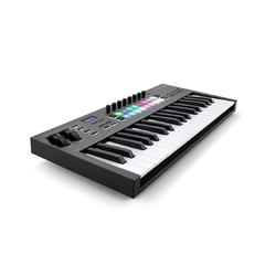 Novation LaunchKey 37 mk3 - comprar online