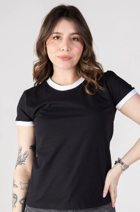 camiseta feminina ringer preto e branco