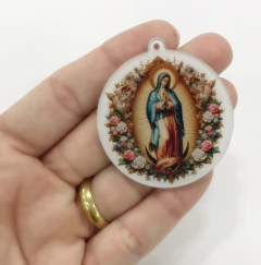 Pingente em Acrilico Reverso 5cm Nossa Senhora de Guadalupe (1und) - comprar online
