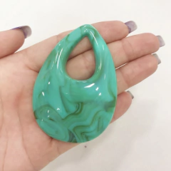 Pingente de Resina Gota Turquesa Mesclado (1und)