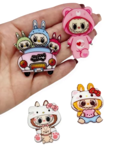 aplique labubu acrilico