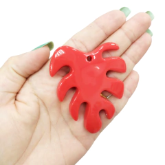 Pingente De Resina Costela de Adão Vermelho (Und)