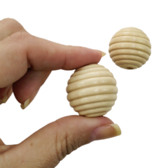 Bola Frisada Passante de Madeira Bege 30MM (2unds)