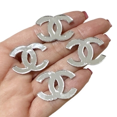 aplique-de-grife-chanel