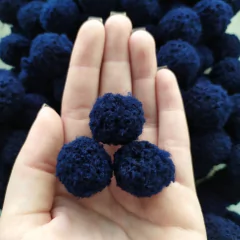pompom-pelucia-azul-marinho