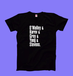 Remera Negra GREYS ANATOMY MAGIC PERSONAJES