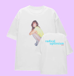REMERA OVERSIZE BLANCA RADICAL DTF