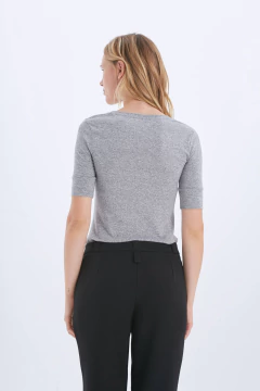 Remera Mathura - tienda online