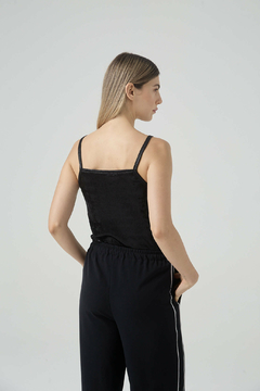 Musculosa Mónaco en internet