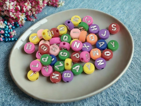 Miçanga De Letrinhas 25g 4mm x 7mm Sortidos