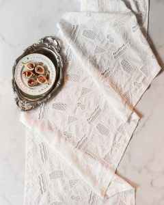 Caminho De Mesa - Lace