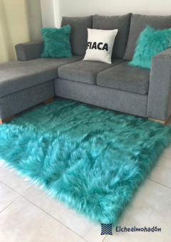 Alfombra 1 x 1,50 mts Brasilera Con Antideslizante. Pelo extra largo - EL CHE ALMOHADÓN ®