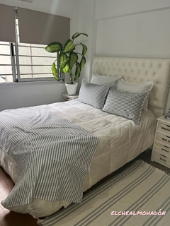 Imagen de Combo Pie De Cama Tusor + (2) Almohadones Tusor + Alfombra
