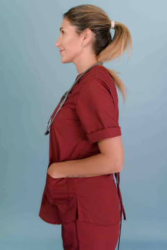 CASACA TINA BORDO - RecreaRe Indumentaria