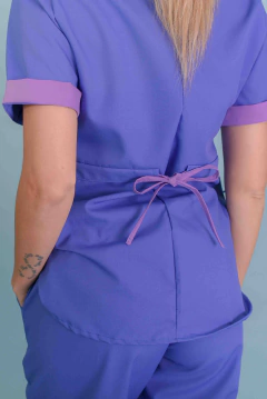 CASACA TINA PURPURA Y LILA en internet