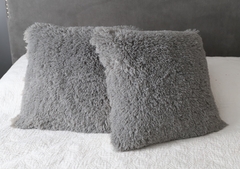 Almohadón Piel Ultra Soft Gris