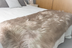 Manta Pie de Cama Nordico Premium - ZORRO VISON - comprar online