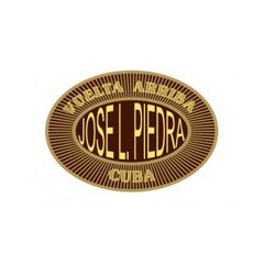 José L. Piedra Cazadores – Caja x 25 - Tabaquería y Cava Cienfuegos