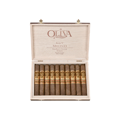 Oliva Serie V Melanio Robusto - Caja x 10