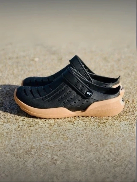 CLOUD DAMA NEGRO / SUELA - comprar online