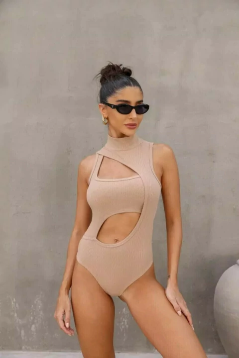 BODY CANELADO CUT-OUT - comprar online