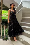 VESTIDO MIDI DE RENDA PRETO MARI