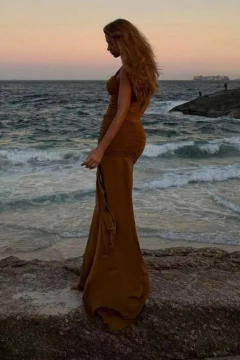 VESTIDO LONGO CARAMELO EMMA - comprar online