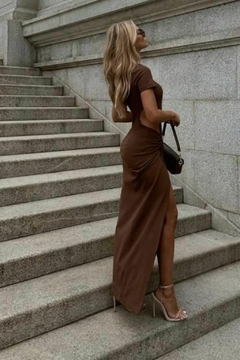 VESTIDO LONGO MARROM SILVIA BRAZ - comprar online