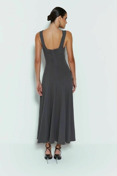 VESTIDO MIDI BARRA AMPLA POLIANA - loja online
